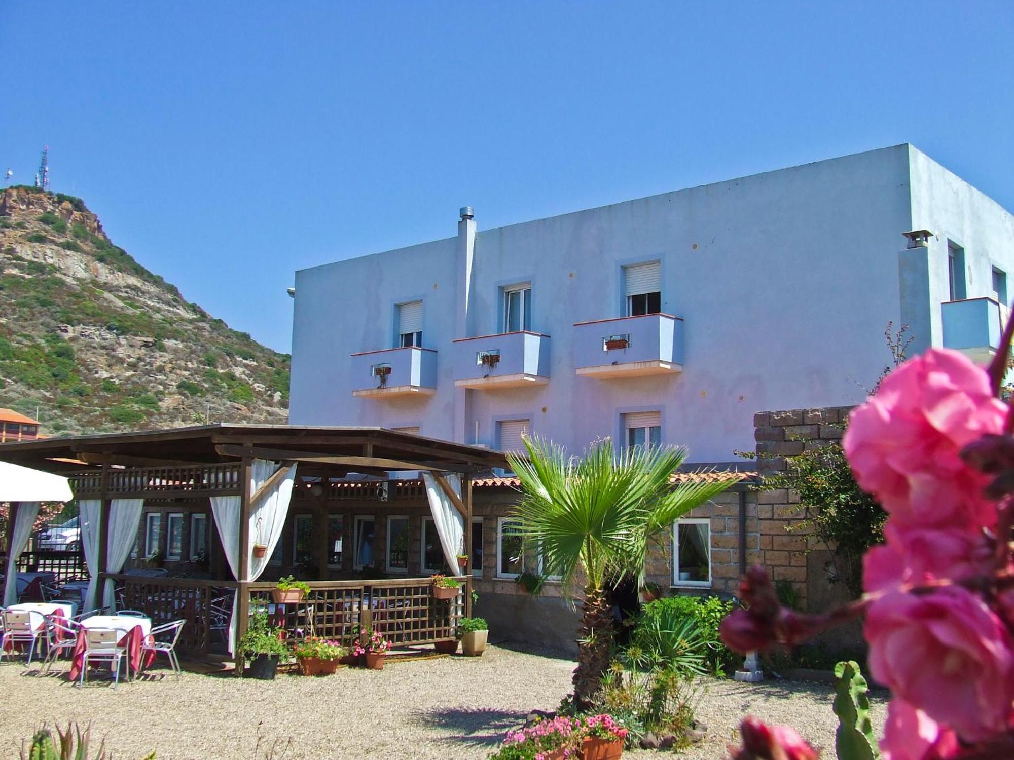 Hotel Miramare بوسا مارينا المظهر الخارجي الصورة
